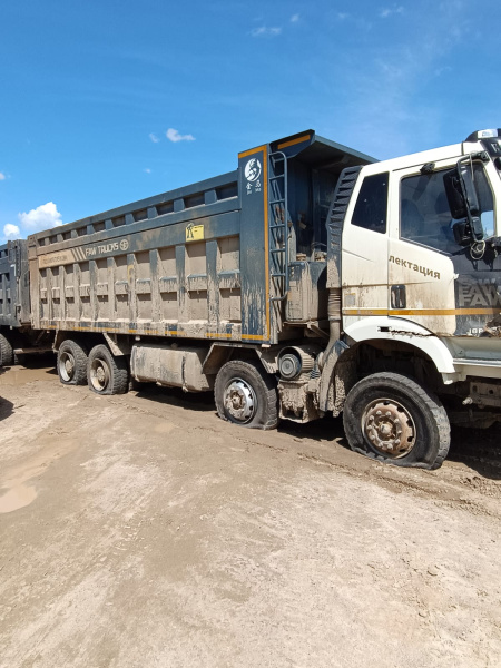 FAW CA 3310 8x4 Самосвал — Б/У, 2023 г.