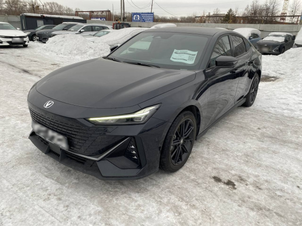 CHANGAN DLX 1.5T 7DCT (I поколение) — Б/У, 2023 г.