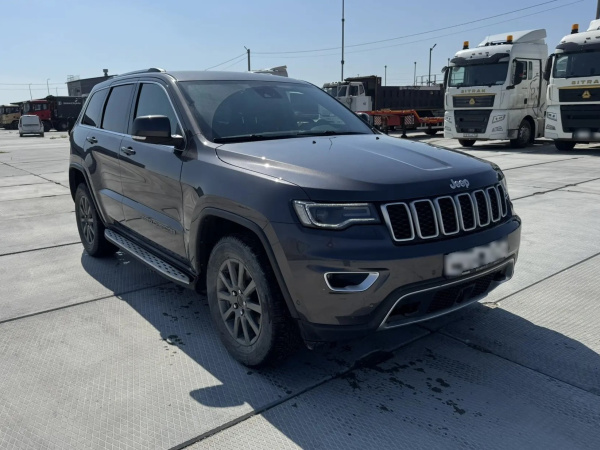 JEEP Limited 3.0 V6 8AT — Б/У, 2021 г.