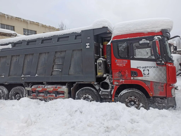 Shacman (Shaanxi) SX 8x4 Самосвал SX331863366 — Б/У, 2023 г.