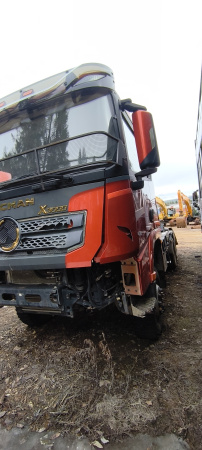 Shacman (Shaanxi) SX 6x6 Седельный тягач SX42584DV385 — Б/У, 2022 г.