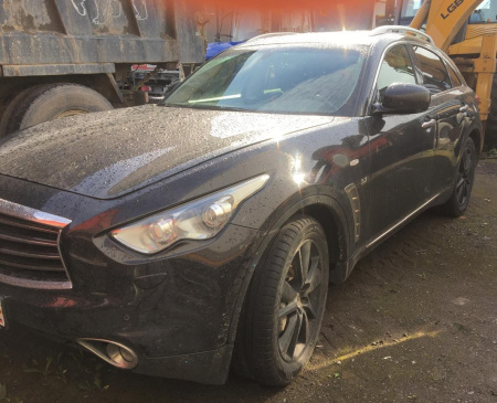 Infiniti QX70 3.7 Hi-tech — Б/У, 2017 г.