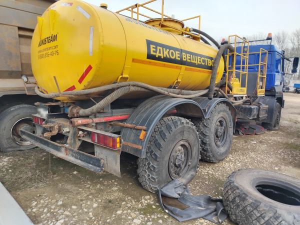 ЗАВОД ПАРОВЫХ УСТАНОВОК ЮНИСТИМ АКОС на шасси Ural 4320 6x6 Установка насосная для кислотной обработки скважин — Б/У, 2023 г.