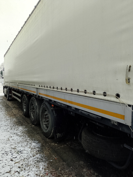 UAT SCFG Полуприцеп Бортовой/Шторный SCFG-9226.01 — Б/У, 2023 г.