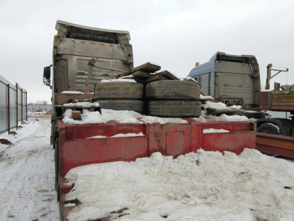 Ютерборг 9852 Полуприцеп тяжеловоз 4 оси 985245 — Б/У, 2023 г.