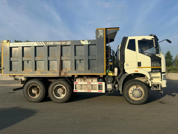 FAW J6 6x6 Самосвал CA3250P66K24L1TE5 — Б/У, 2022 г.