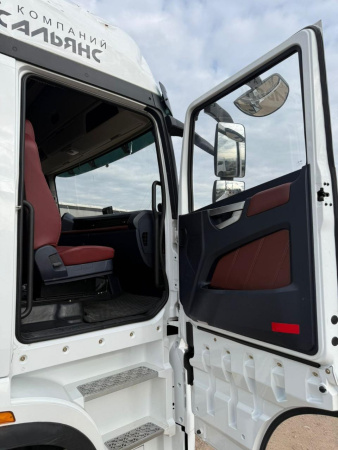 SANY S 4x2 Седельный тягач HQC240DE — Б/У, 2024 г.