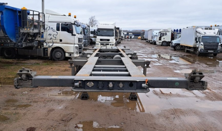 Kassbohrer CS Полуприцеп контейнеровоз 3 оси — Б/У, 2017 г.