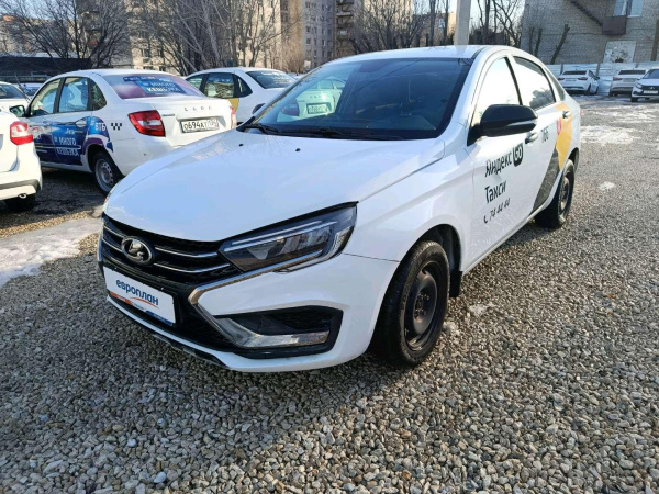 Lada Vesta седан — Б/У, 2023 г. (Волгоград, 145133 км)