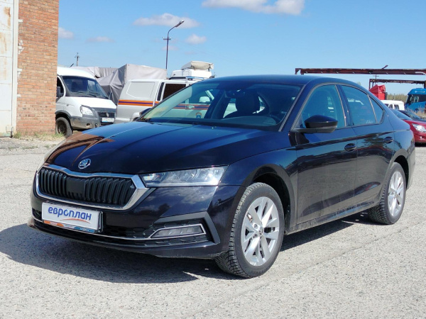 Skoda Octavia — Б/У, 2021 г. (Новосибирск, 52598 км)