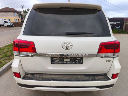 Toyota LAND CRUISER 200 Executive 4.5d АКП — Б/У, 2017 г.