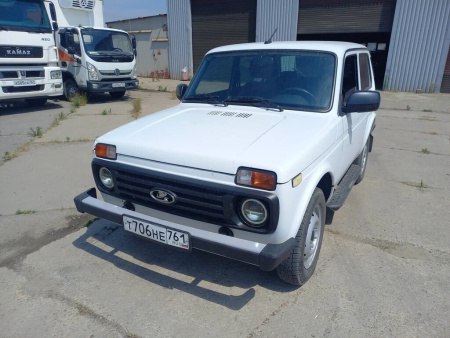 LADA NIVA Luxe 1.7 83hp 5 МТ — Б/У, 2023 г.
