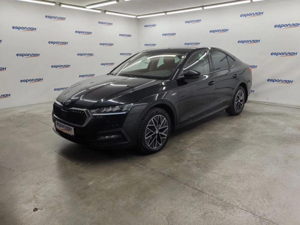 Skoda Octavia — Б/У, 2022 г. (Москва, 120833 км)
