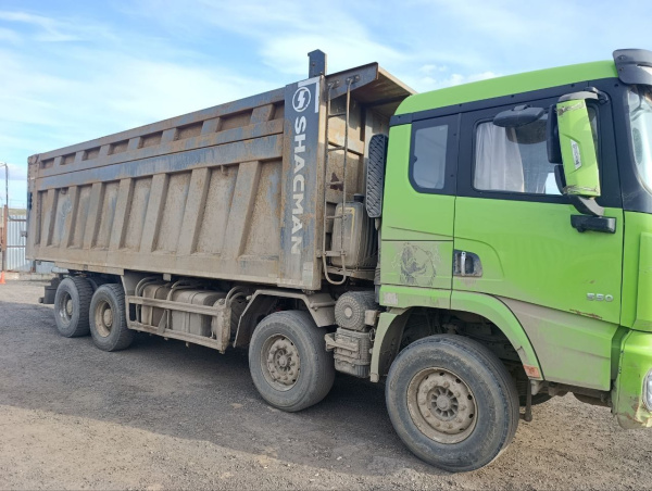 Shacman (Shaanxi) SX 8x4 Самосвал SX33186T366 — Б/У, 2023 г.