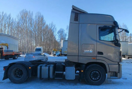 DongFeng GX 4x2 Седельный тягач DFH4180 — Б/У, 2023 г.