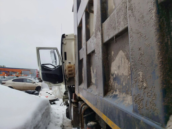 FAW J6 6x6 Самосвал CA3250P66K24L1TE5 — Б/У, 2023 г.