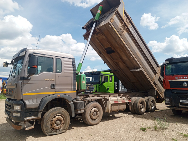 Howo T5G 8x4 Самосвал ZZ3317V386GE1 — Б/У, 2023 г.