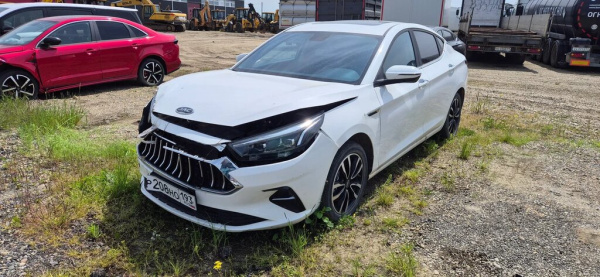 JAC J7 Luxury 1.5T CVT — Б/У, 2023 г.