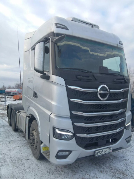 BEIJING BJ 6x4 Седельный тягач BJ4250D6CP-02 — Б/У, 2023 г.
