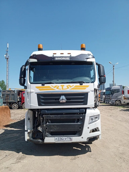 SITRAK C7H 4x2 Седельный тягач ZZ4186V361HE — Б/У, 2023 г.
