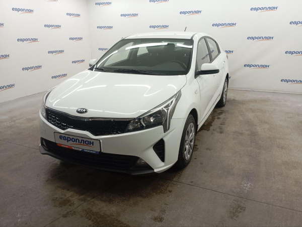 Kia Rio — Б/У, 2020 г. (Москва, 77980 км)