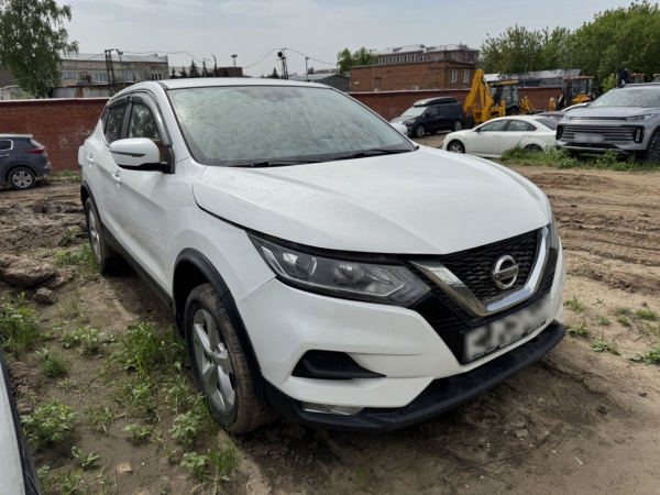 NISSAN 2.0 CVT 2WD LE — Б/У, 2019 г.