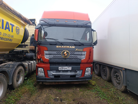 Shacman (Shaanxi) SX 6x4 Седельный тягач SX42584V324 — Б/У, 2022 г.