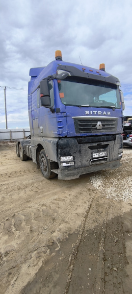 SITRAK C7H 6x4 Седельный тягач ZZ4256V364HE — Б/У, 2023 г.
