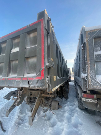 Shacman (Shaanxi) SX 6x6 Самосвал SX32586V385 — Б/У, 2021 г.