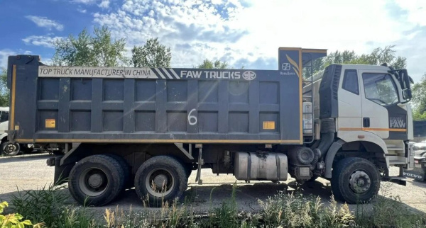 FAW J6 6x4 Самосвал CA3250P66K24T1E5 — Б/У, 2023 г.