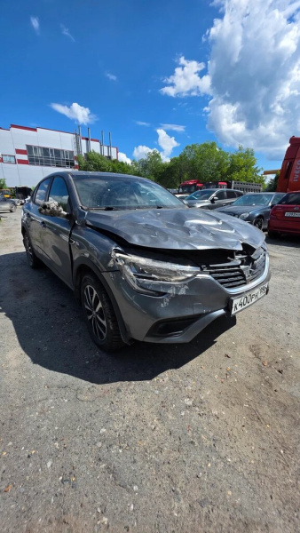 Renault Arkana Drive 1.6 CVT 4х2 — Б/У, 2021 г.