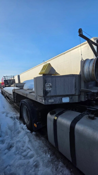 Ютерборг 9852 Полуприцеп тяжеловоз 4 оси 985245 — Б/У, 2024 г.