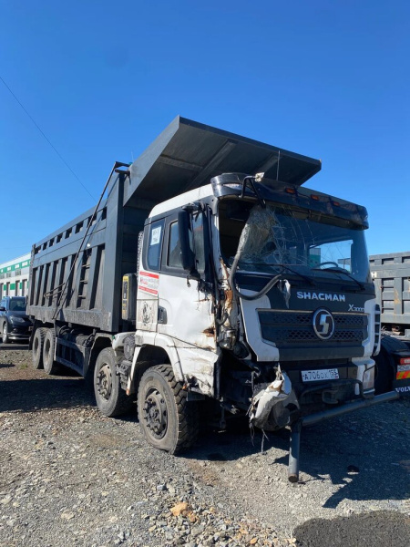 Shacman (Shaanxi) SX 8x4 Самосвал SX331863366 — Б/У, 2023 г.