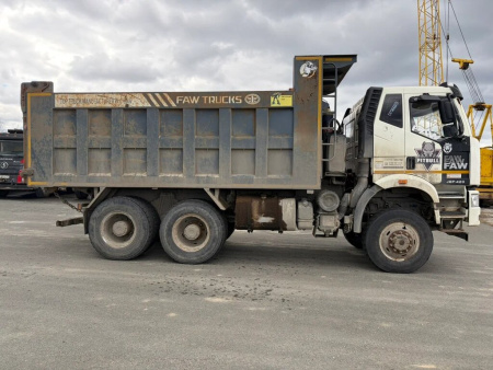 FAW J6 6x6 Самосвал CA3250P66K24L1TE5 — Б/У, 2023 г.