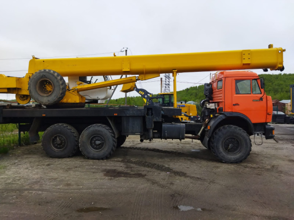 ИМЗ Автокран КС-45717К на шасси КамАЗ 43118 6x6 Автокран КС-45717К-3Р — Б/У, 2017 г.