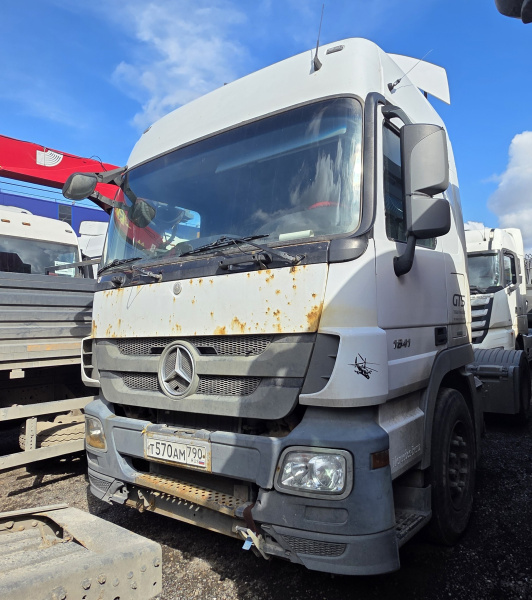 MERCEDES-BENZ Actros 1841LS 4x2 Седельный тягач — Б/У, 2015 г.