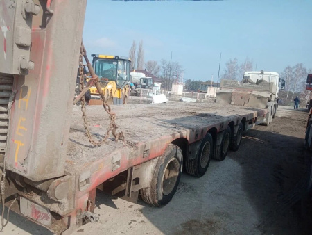 Спецприцеп 9942 Полуприцеп тяжеловоз 4 оси 9942L4-06 — Б/У, 2022 г.