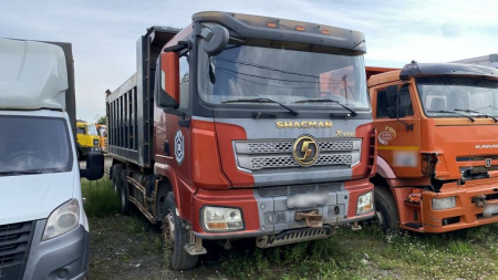 Shacman (Shaanxi) SX32586T384 6x4 Самосвал — Б/У, 2021 г.
