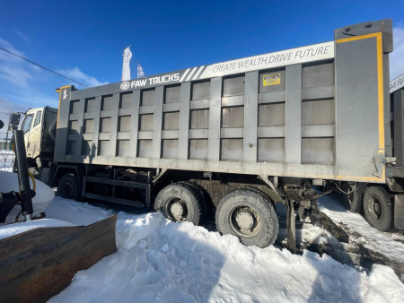 FAW J6 8x4 Самосвал CA3310P66K24T4E5 — Б/У, 2024 г.