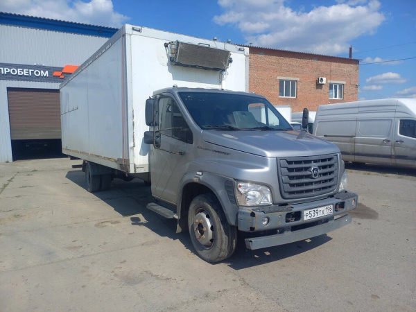 АвтоМаш 2824 на шасси GAZ GAZON NEXT Изотермический/рефрижератор — Б/У, 2021 г.