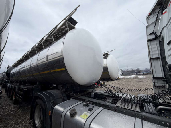 FOXTANK 877722 Полуприцеп цистерна — Б/У, 2024 г.