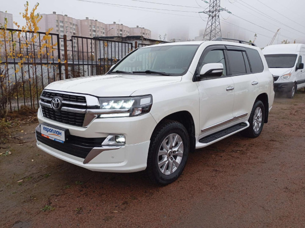 Toyota Land Cruiser 200 — Б/У, 2021 г. (Санкт-Петербург, 102703 км)