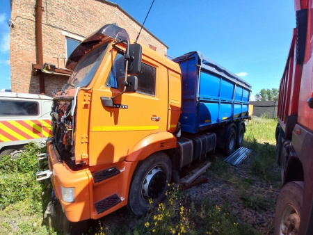 МАШИНО-ДЕТАЛЬ 5339 на шасси КамАЗ 65115 6x4 Зерновоз 533912 — Б/У, 2021 г.