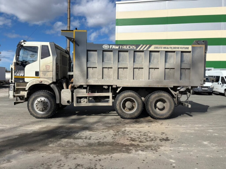 FAW J6 6x6 Самосвал CA3250P66K24L1TE5 — Б/У, 2022 г.