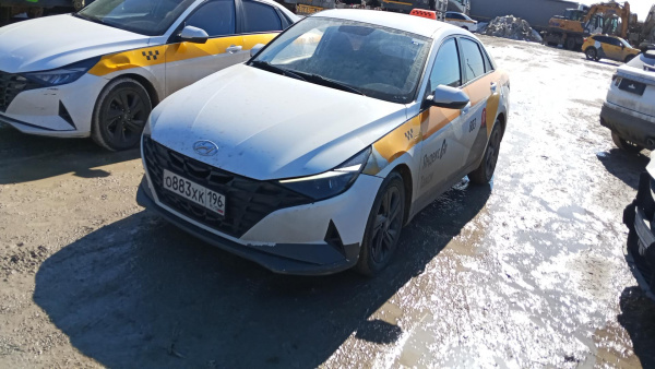 Hyundai Elantra — Б/У, 2023 г. (Балашиха, 143407 км)