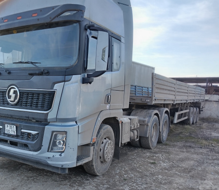 Shacman (Shaanxi) SX42584V324 — Б/У, 2023 г.