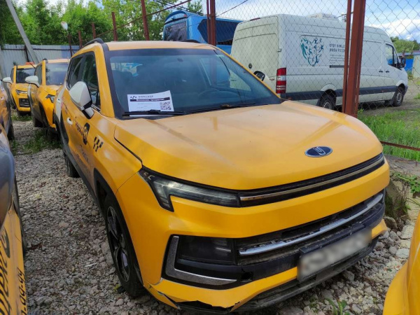 МОСКВИЧ Стандарт 1.5Т CVT — Б/У, 2022 г.