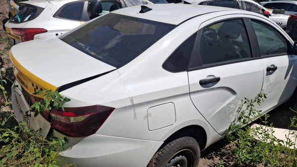 LADA Comfort 1.6 106hp 5MT — Б/У, 2024 г.