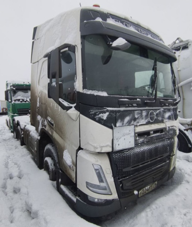 VOLVO FM 6x2 Седельный тягач — Б/У, 2024 г.