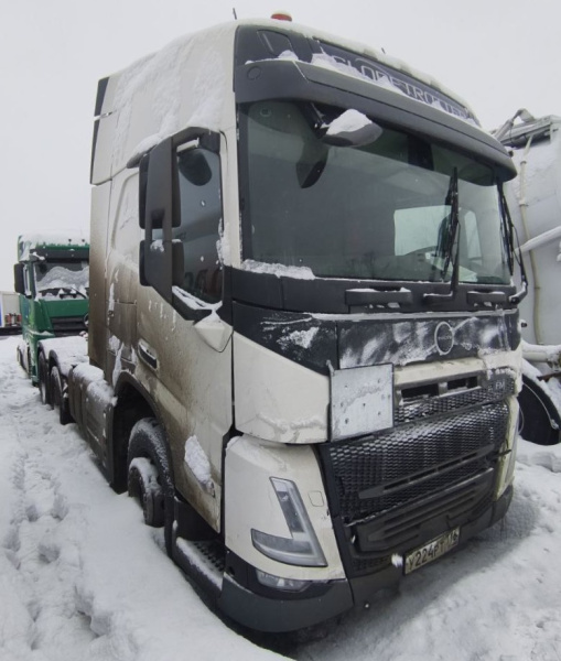 VOLVO FM 6x2 Седельный тягач — Б/У, 2024 г.